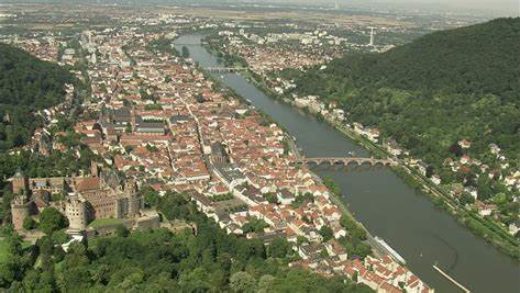 Bild: Heute bombardieren wir in Heidelberg