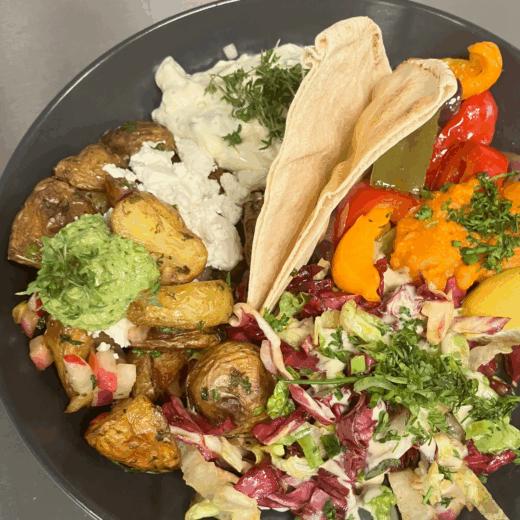Bild: Freitagstisch: Bunter Teller (vegan)