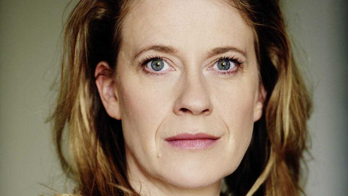Bild: Caroline Peters: „Ein anderes Leben“