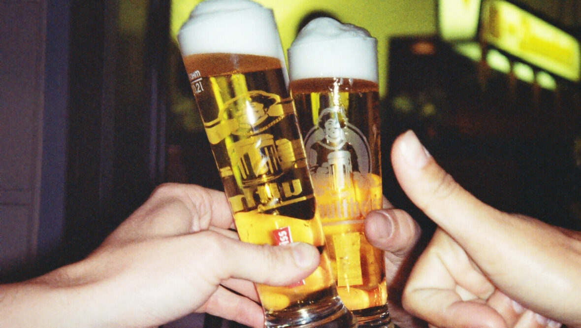 Bild: Bar Abend: heimaten x Heimat(en)