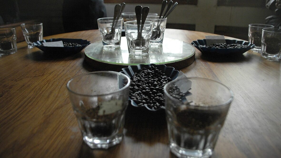 Bild: Jubiläumsfest – Faire Kaffeeverkostung