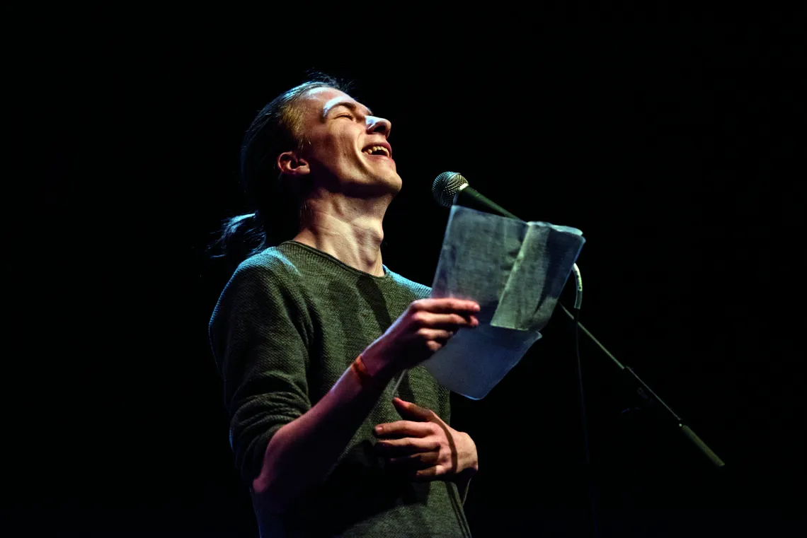 WORD UP! Open Air Poetry Slam Deluxe – Karlstorbahnhof, 15.07.2026