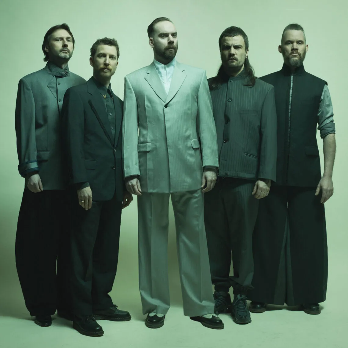 De Staat – Karlstorbahnhof, 27.10.2026