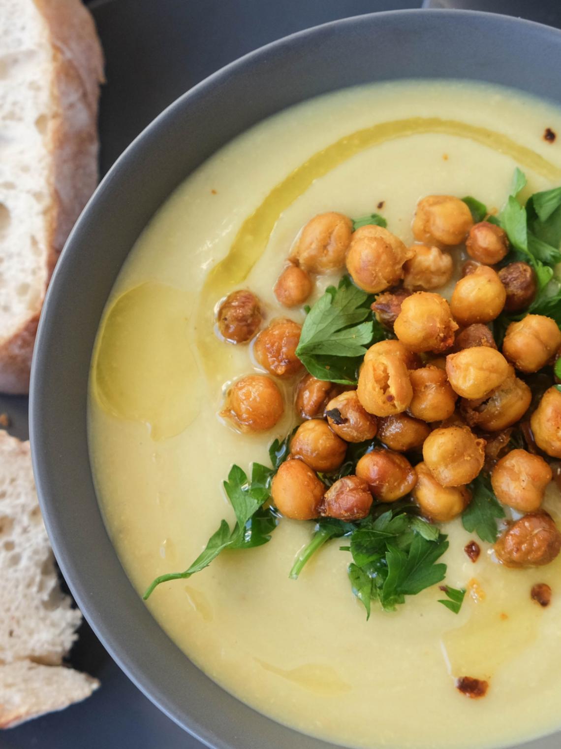 Bild: Montagstisch: Kichererbsen-Zitronen-Suppe