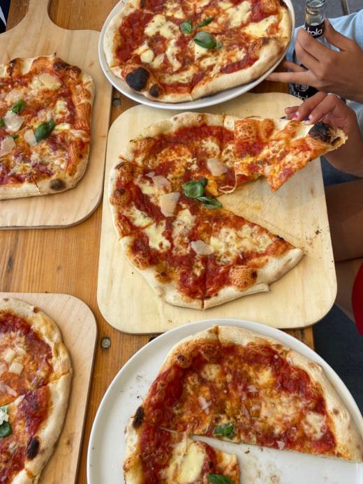 Bild: Freitagstisch: Pizza Margherita