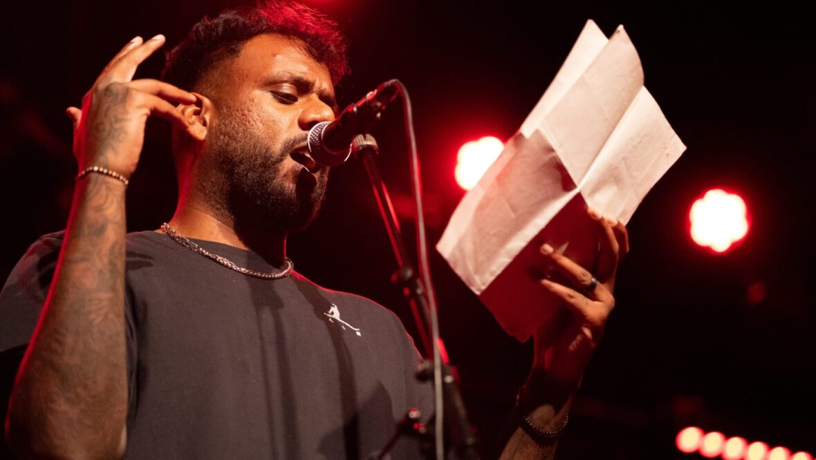 Bild: WORD UP! Poetry Slam Deluxe