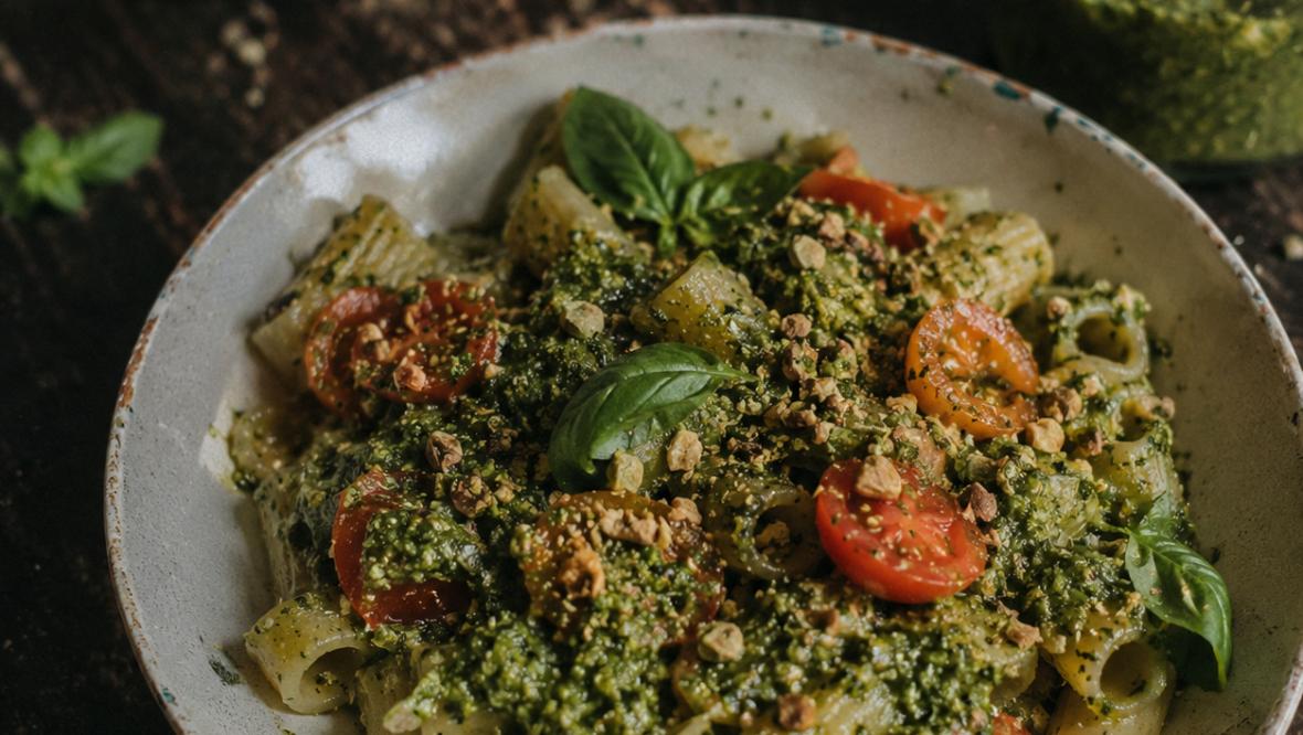 Bild: Freitagstisch: Pasta mit Pesto (vegan)