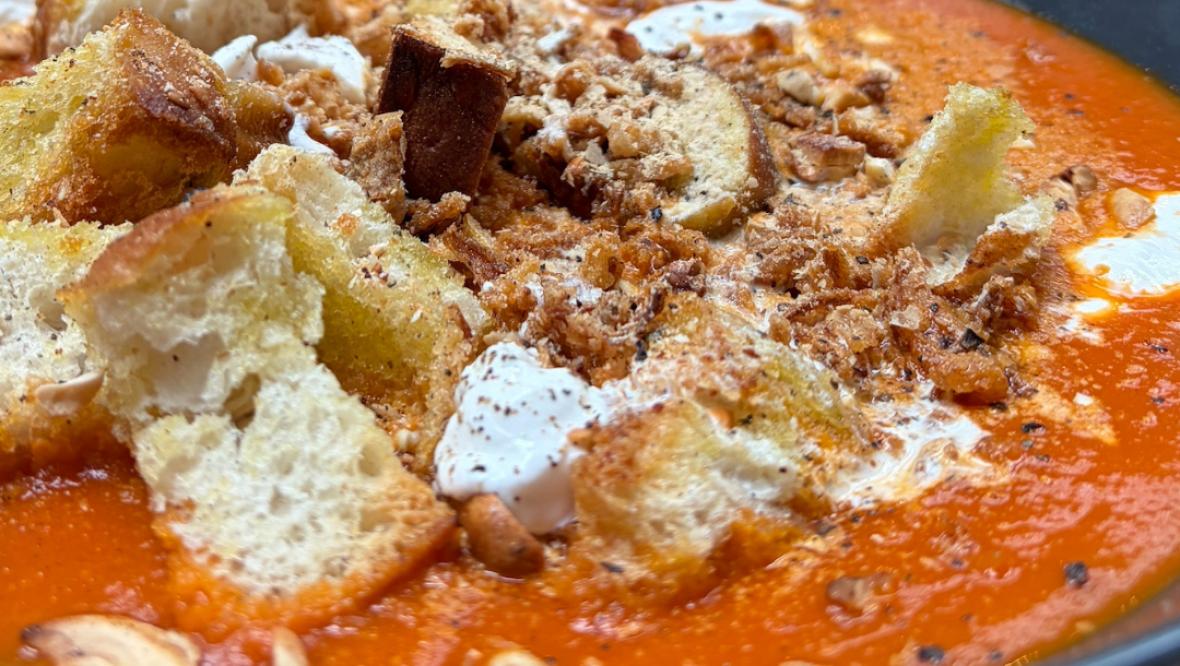 Bild: Montagstisch: Tomatensuppe
